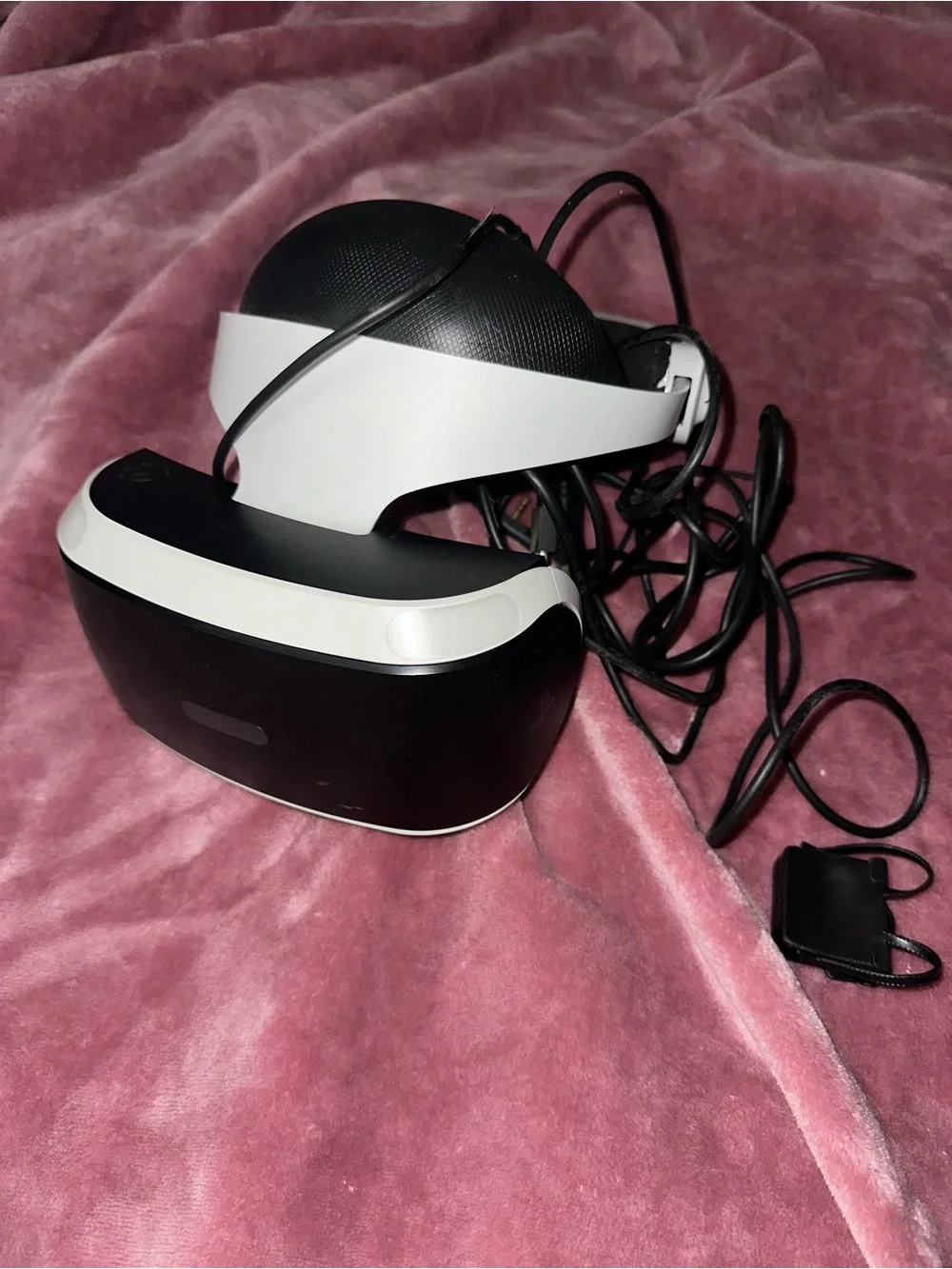 Sony PlayStation VR Headset - Black & White w/ Arm controllers